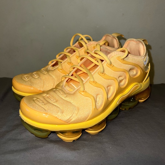 VaporMax Plus
